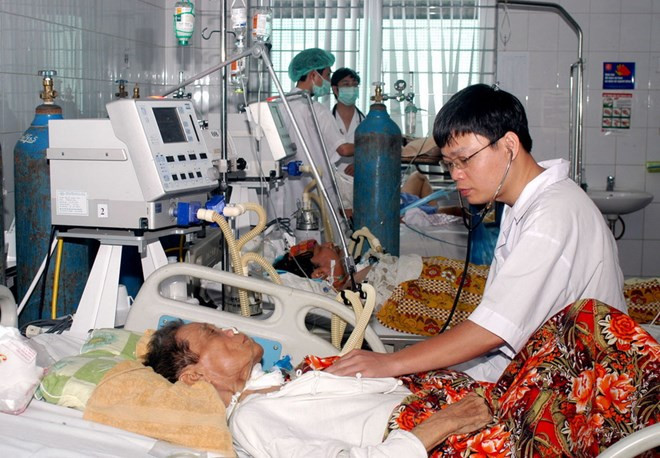 Training course on high blood pressure, diabetes management opens ảnh 1