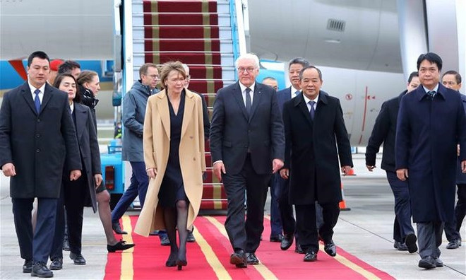 German President arrives in Hanoi, beginning state visit to Vietnam ảnh 1 German President arrives in Hanoi, beginning state visit to Vietnam ảnh 1