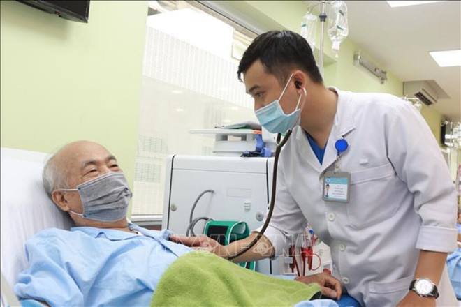 Health official warns of risk of COVID-19 spread during Tet ảnh 1