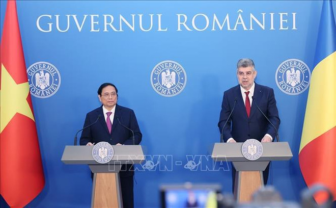 Vietnamese, Romanian PMs inform outcomes of talks at press conference ảnh 1 Vietnamese, Romanian PMs inform outcomes of talks at press conference ảnh 1