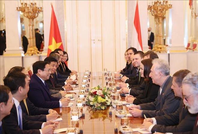 Prime Minister wraps up tour of Europe ảnh 2 Prime Minister wraps up tour of Europe ảnh 2