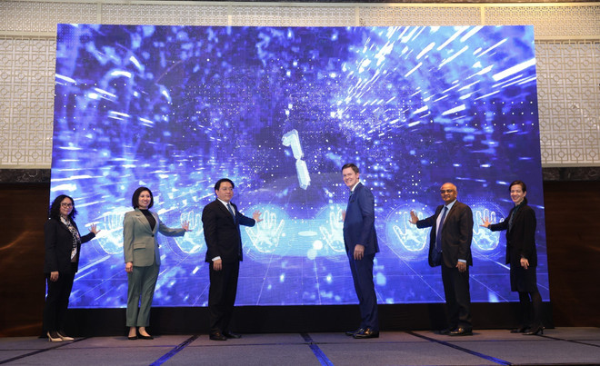 First ever white book on women-owned SMEs in Vietnam launched ảnh 1
