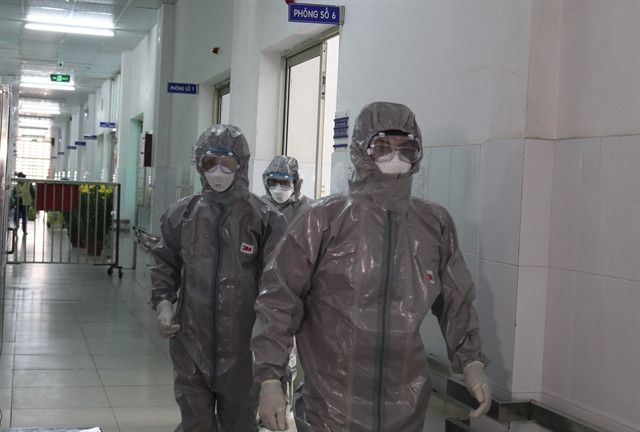 First Vietnamese citizens test positive for coronavirus ảnh 1