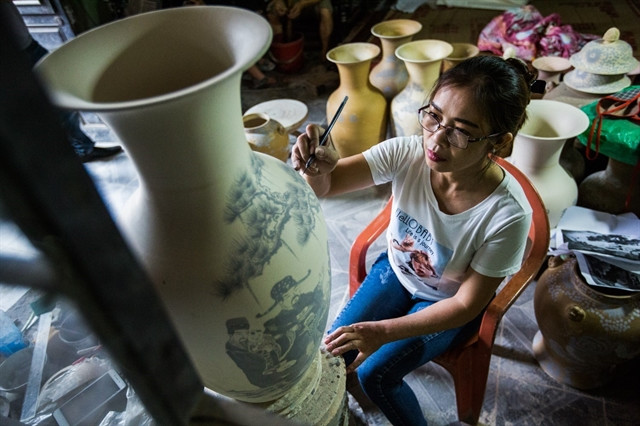 Hanoi to open vocational training courses in craft villages this year ảnh 1