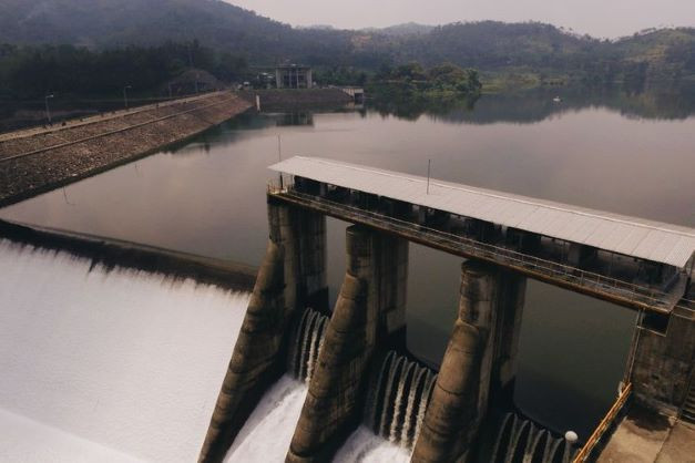 Indonesia eyes to export excess electricity to ASEAN ảnh 1