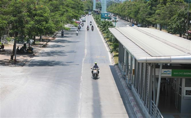 North, central regions suffering severe heat wave ảnh 1