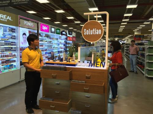 RoK consumer goods introduced in HCM City ảnh 1