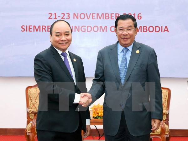 PM affirms wish to develop stronger ties with Cambodia ảnh 1