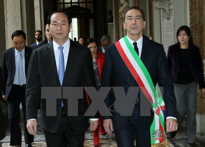 President meets Italy’s Milan city, Lombardy region’s leaders ảnh 1 President meets Italy’s Milan city, Lombardy region’s leaders ảnh 1