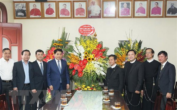 Hanoi leader extends Christmas greetings to local Catholics ảnh 1
