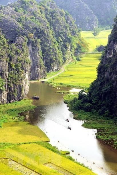 Ninh Binh ensures preservation-development harmony in Trang An ảnh 4