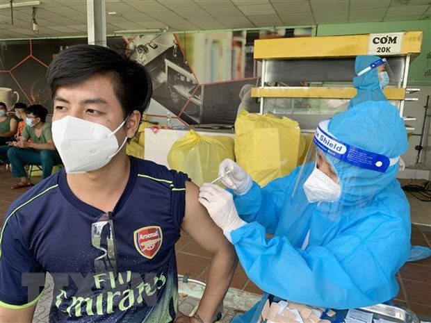 Ho Chi Minh City supports frontline forces, people affected by COVID-19 ảnh 1