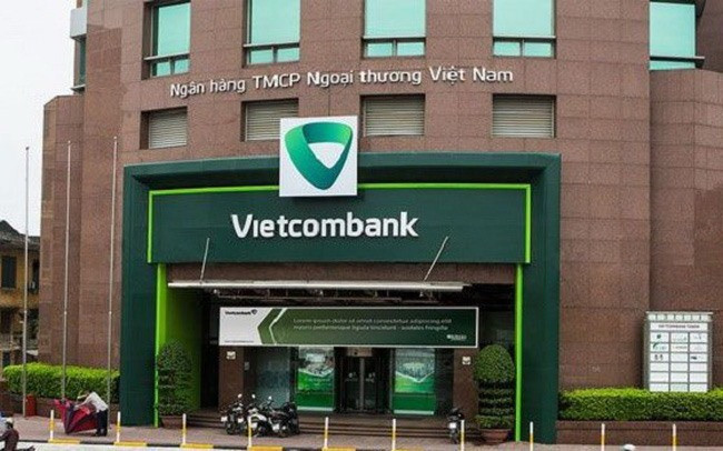 Banks adjust service fees to boost retail banking segment ảnh 1 Banks adjust service fees to boost retail banking segment ảnh 1