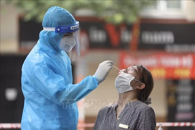 Vietnam records 108,979 new COVID-19 on March 25 ảnh 1