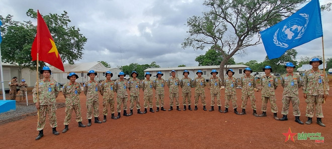 Vietnam’s peacekeepers install security fencing in Abu Qussa ảnh 1 Vietnam’s peacekeepers install security fencing in Abu Qussa ảnh 1