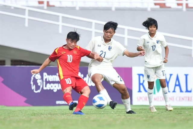 Vietnam beat Thailand to top group in AFF U18 Women’s Championship ảnh 1