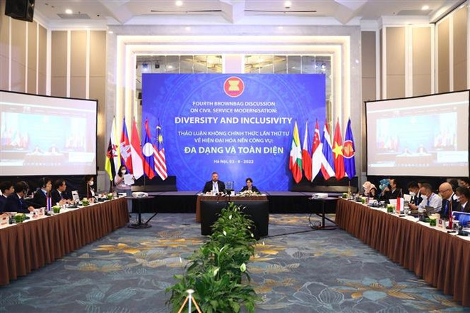 Senior officials meet for 21st ASEAN Conference on Civil Service Matters in Hanoi ảnh 1