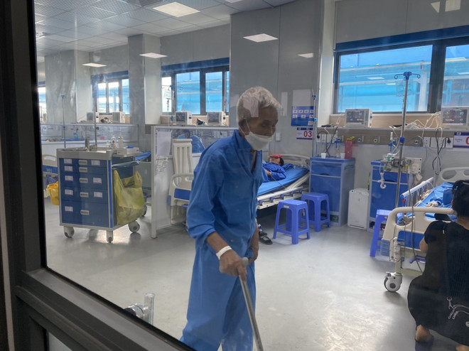 Vietnam logs 2,012 COVID-19 cases on August 4 ảnh 1