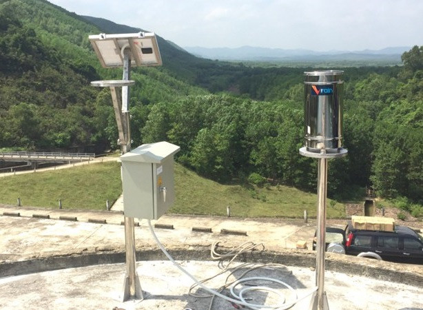 Automatic rain gauge station installed in Truong Sa district ảnh 1