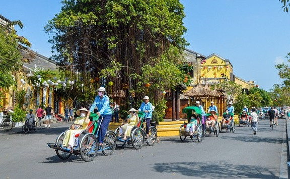 Extra efforts needed to achieve target of 5 million foreign tourists: insiders ảnh 1