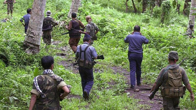 Abu Sayyaf terrorist group beheads two Filipinos ảnh 1 Abu Sayyaf terrorist group beheads two Filipinos ảnh 1