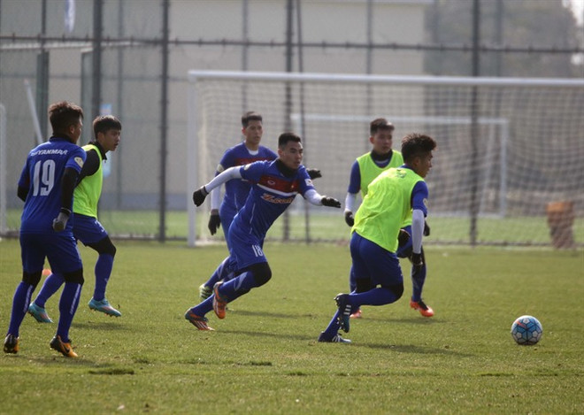 Vietnam to compete in six football championships ảnh 1