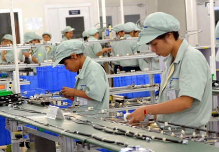 Ha Nam works to remove labour difficulties for FDI businesses ảnh 1