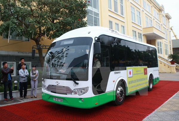 Hai Phong to pilot solar-powered buses on Cat Ba Island ảnh 1