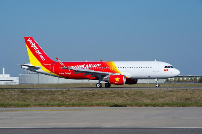 Vietjet to list 300 million shares on HOSE ảnh 1