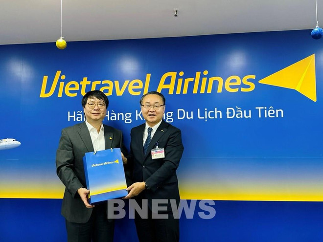 Vietravel Airlines plans to expand flight network to Japan next year ảnh 1