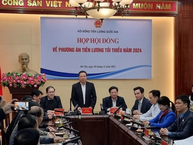Proposal on minimum wage to be submitted for Government approval ảnh 2