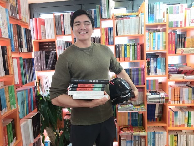 American teacher inspires hope for better life in Vietnam ảnh 4