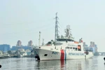 Vietnam Coast Guard ship CBS 8001 docks at Tanjung Priok Port, Indonesia. (Photo: VNA)