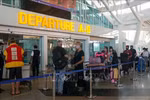 Passengers at Ngurah Rai airport in Bali resort island, Indonesia (File photo: AFP/VNA)