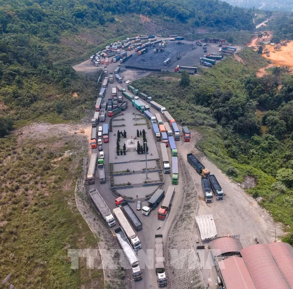 coal import from Laos.jpg