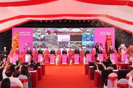 Delegates commence the construction of AEON Hai Duong Shopping Centre in Hai Duong Province on April 19. (Photo courtesy of AEON Vietnam)