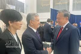 Party General Secretary To Lam (R) meets with foreign leaders on the sidelines of the inaugural meeting of the Gaza Board of Peace in Washington D.C. on February 19 morning (local time). (Photo: VNA)