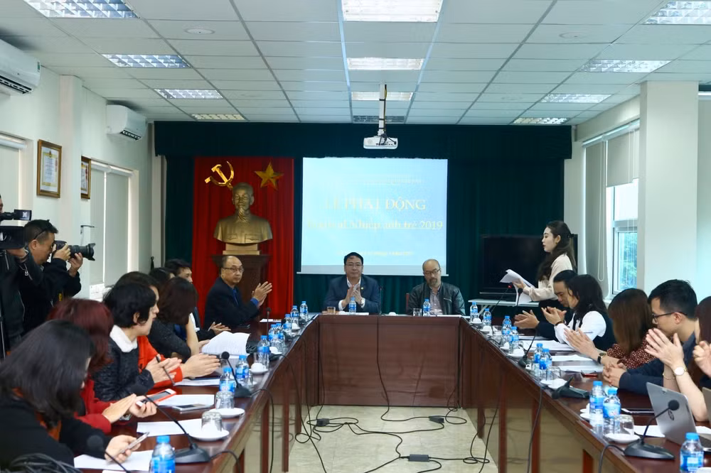 Young photographers’ festival 2019 launched ảnh 1