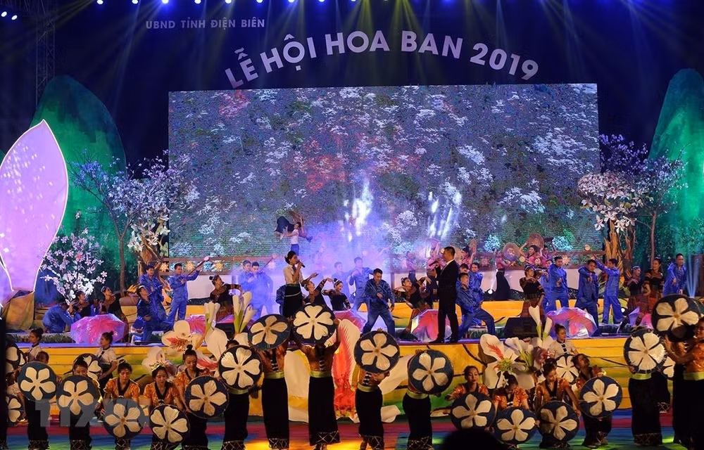 Ban flower festival 2019 kicks off in Dien Bien ảnh 1