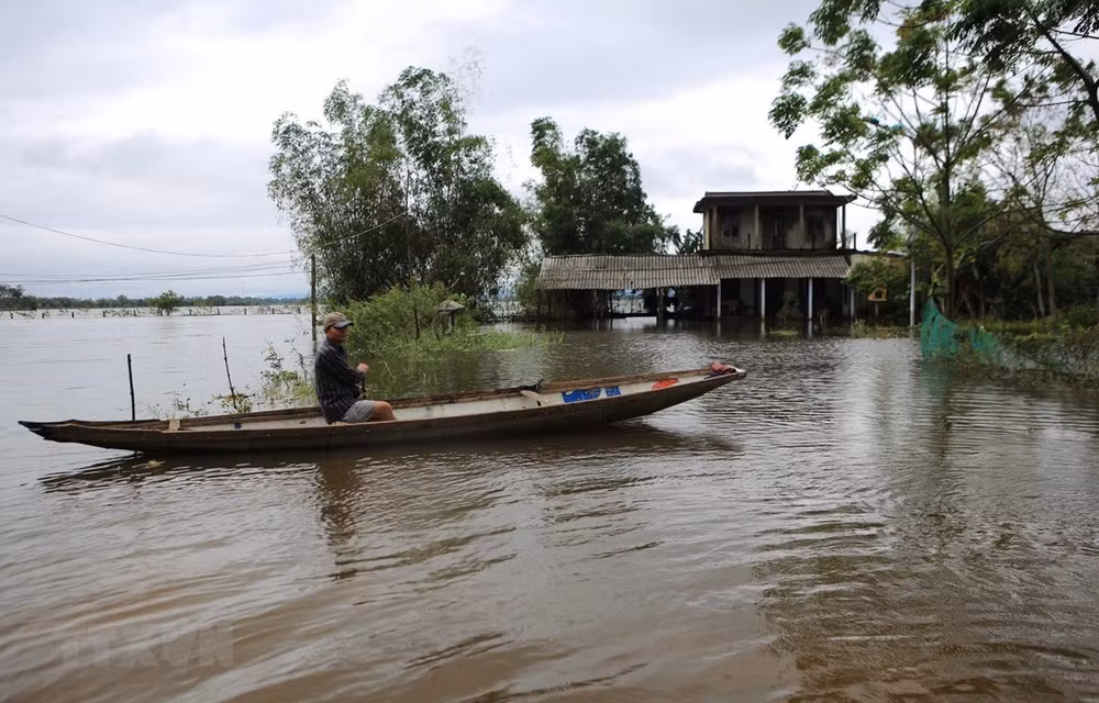 Thua Thien-Hue to build 430 flood-proof houses in 2019-2020 ảnh 1