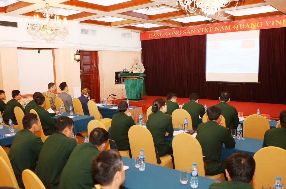 Vietnam, UK share experience in sexual violence prevention in peacekeeping ảnh 1
