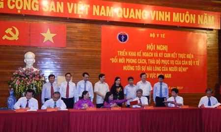 Hospitals seek to improve workers' behaviour ảnh 1