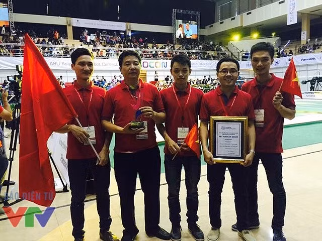 Vietnam triumphs at Asia-Pacific robot contest for fifth time ảnh 1 Vietnam triumphs at Asia-Pacific robot contest for fifth time ảnh 1