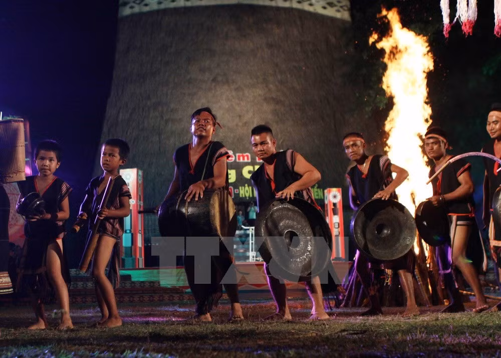 Gong culture exhibition opens in Dak Lak ảnh 1 Gong culture exhibition opens in Dak Lak ảnh 1