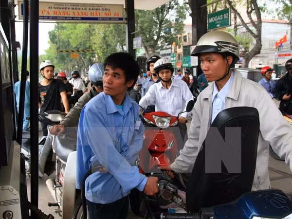 3.97 trillion VND in national fuel price stabilisation fund ảnh 1