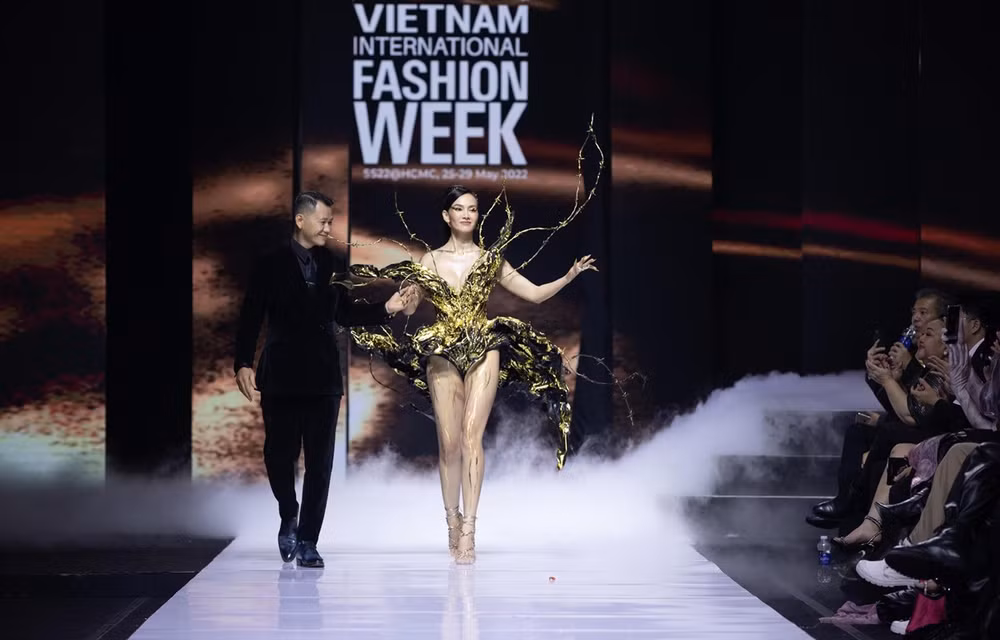 Vietnam Int’l Fashion Week highlights sustainability ảnh 1