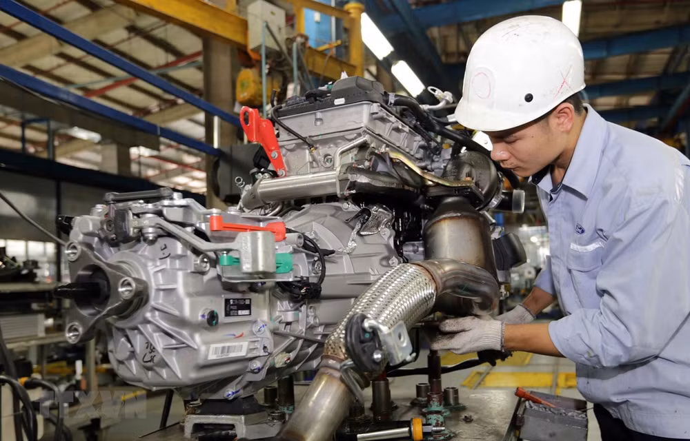 Foreign media highlight Vietnam's economic achievements ảnh 1