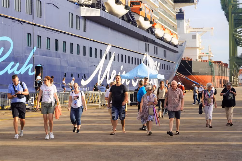 Southern localities signal breakthrough tourism recovery ảnh 2 Southern localities signal breakthrough tourism recovery ảnh 2