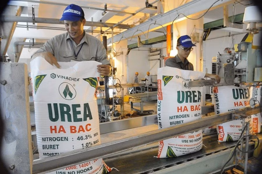 Fertiliser enterprises apply modern technology to reduce emissions ảnh 1