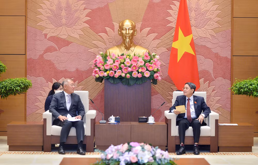 NA Vice Chairman receives Chairman of Hyundai Motor ảnh 1 NA Vice Chairman receives Chairman of Hyundai Motor ảnh 1